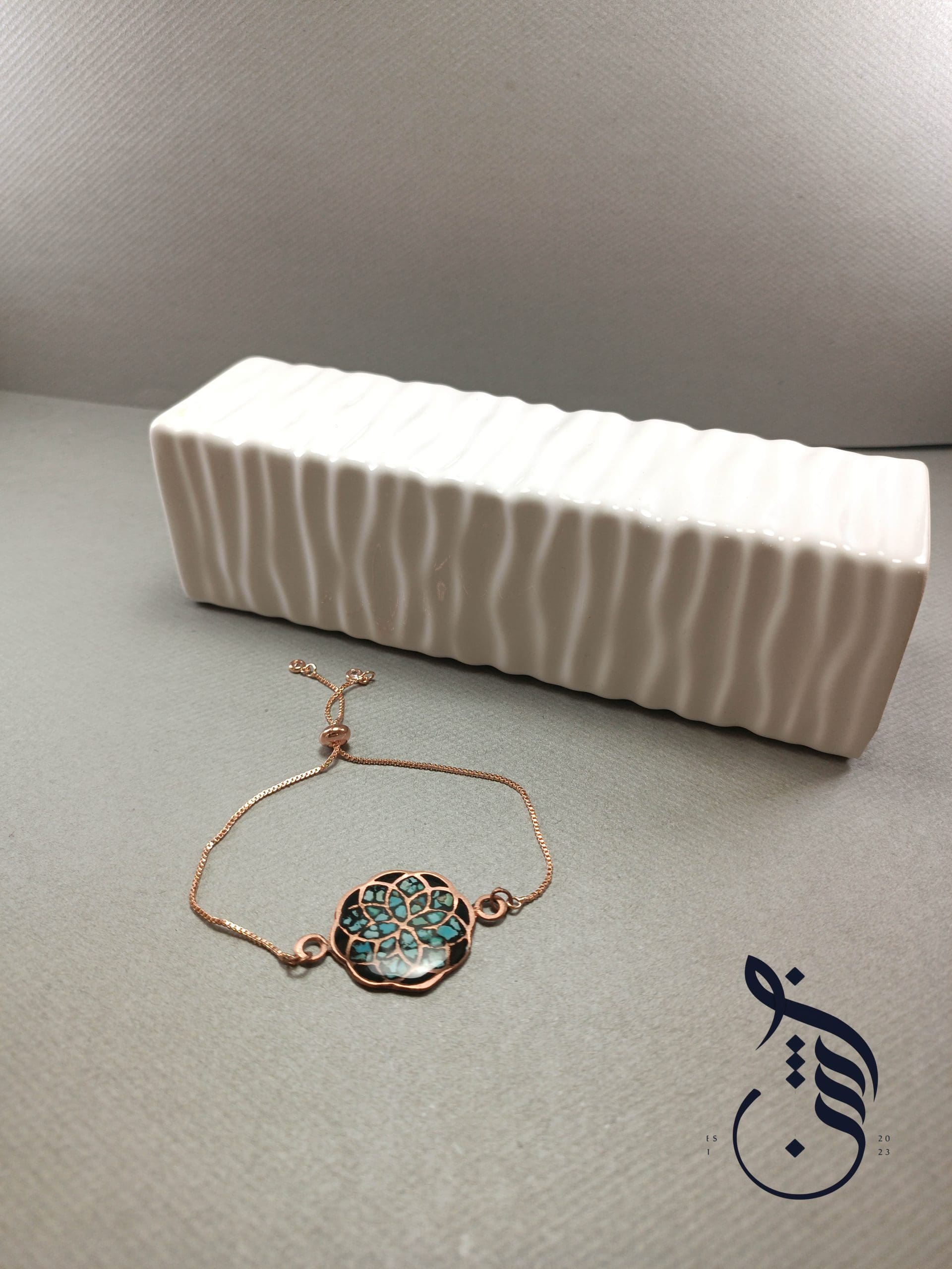 IMG_۲۰۲۴۰۸۲۱_۱۲۴۸۰19-min دستبند مس و فیروزه کوبی هما