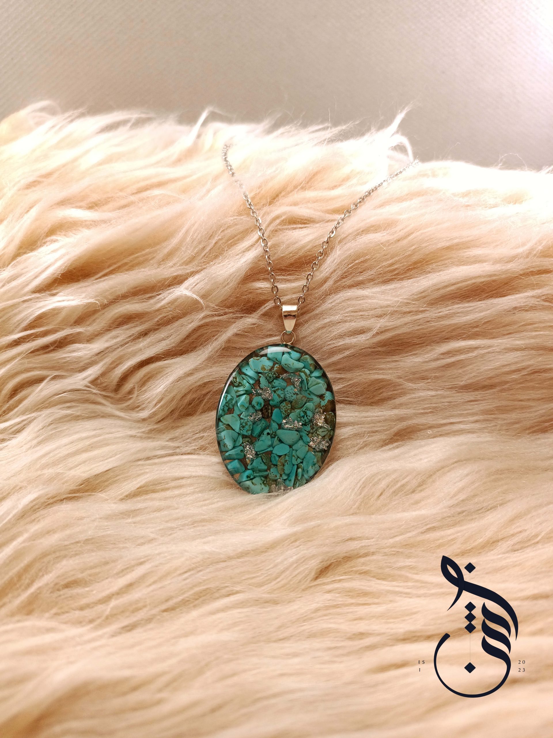 گردنبند رزینی فیروزه