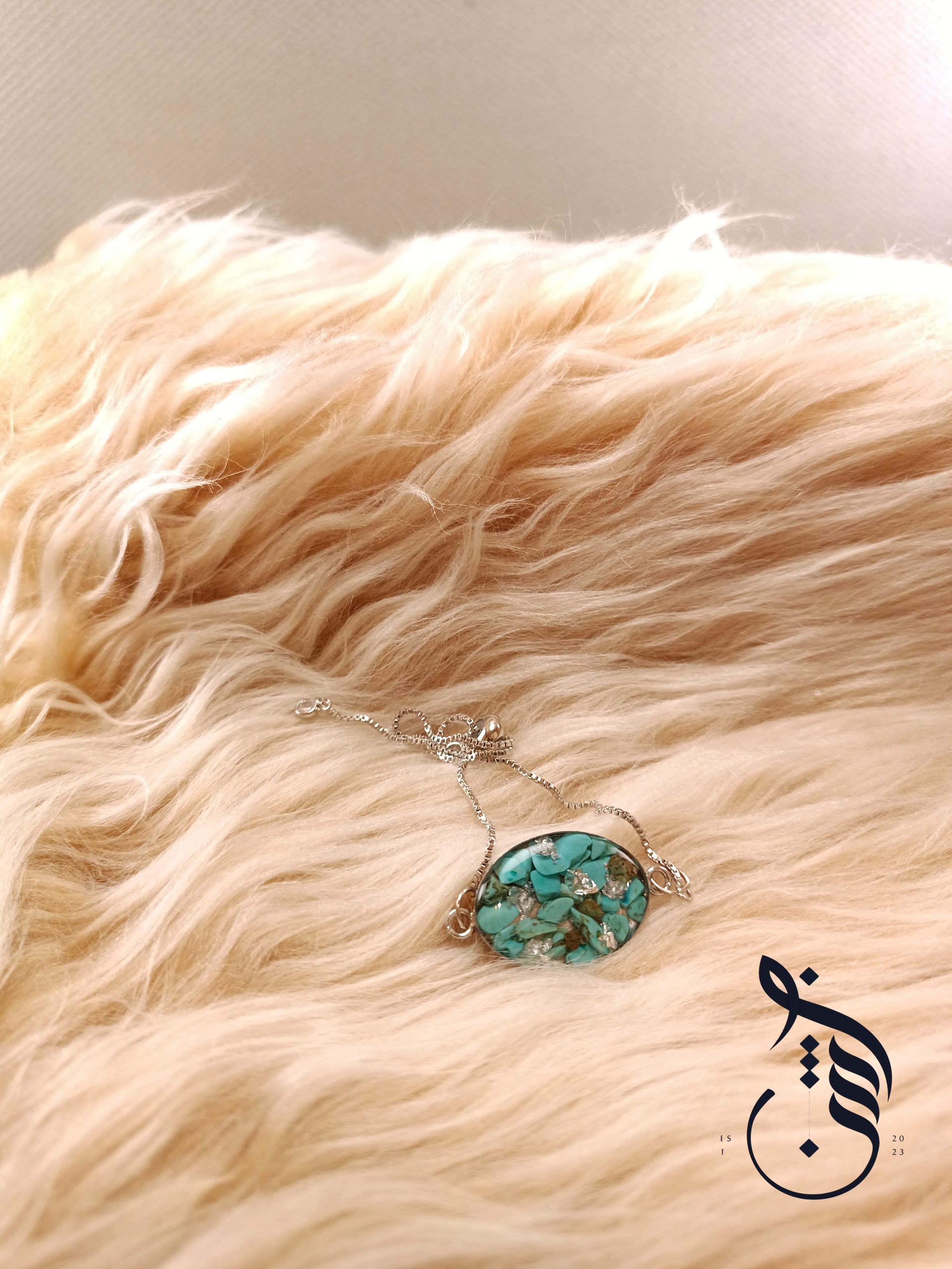 دستبند رزینی فیروزه