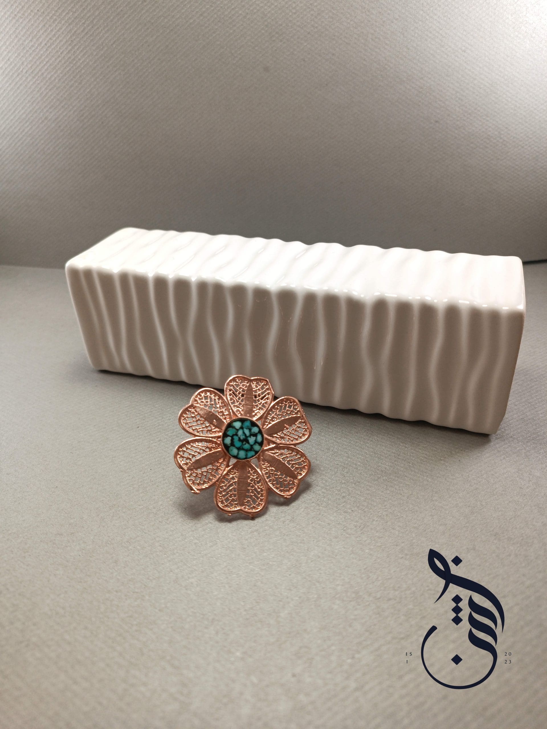 انگشتر مس و فیروزه کوبی گل شش پر