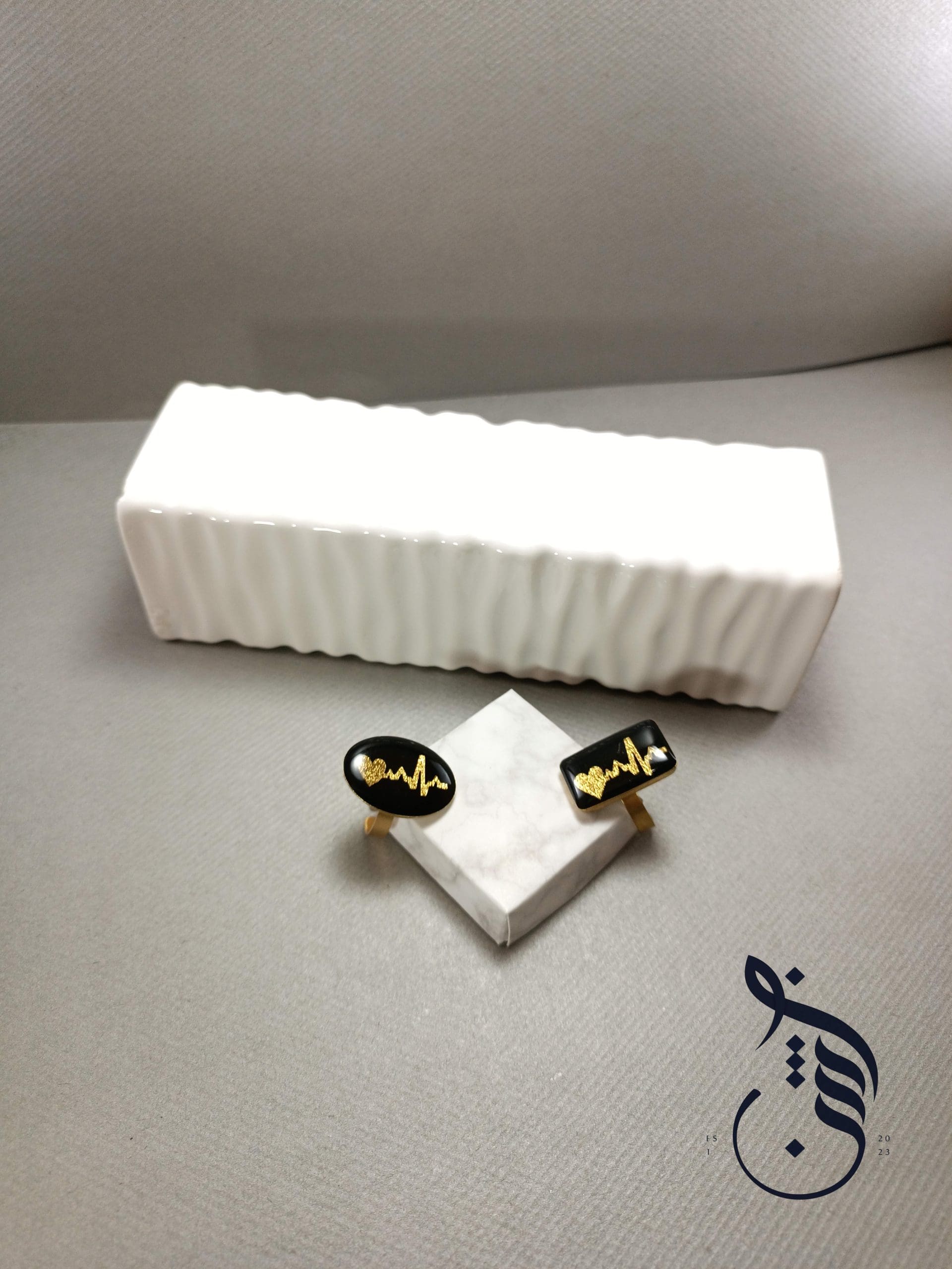 انگشتر رزینی ضربان قلب